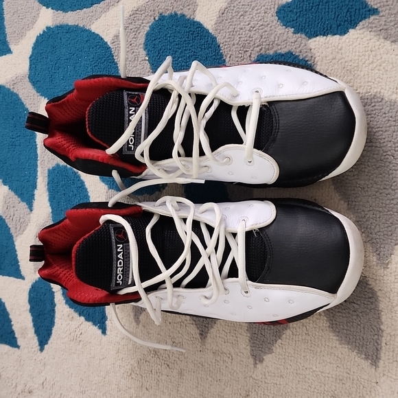 Nike Jordan Jumpman II Sneakers - Picture 1 of 6